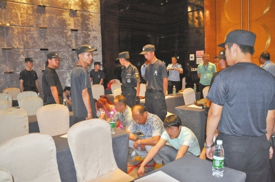 河南抓獲傳銷團(tuán)伙頭目36人 許昌警方一鍋端