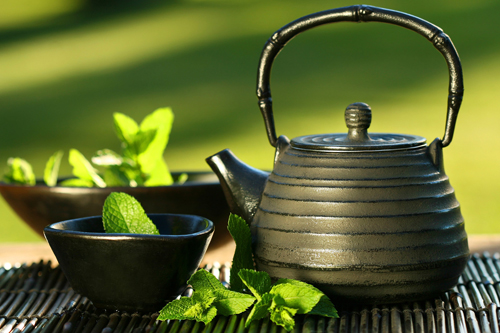 下午1點(diǎn)來(lái)杯綠茶 什么時(shí)間是飲茶的最佳時(shí)間