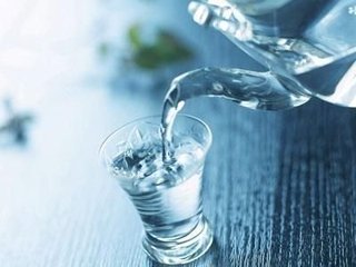 4大表現(xiàn)警惕身體缺水 2款食療助你補水