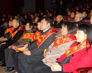 駐馬店天中英模人物吳樹蘭、趙小參、張全收、越玉環(huán)等也應(yīng)邀在前排就坐觀看演出。