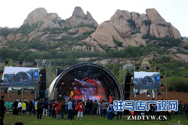 2016國際山地運(yùn)動(dòng)暨西游文化節(jié)在嵖岈山開幕