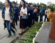 弘揚(yáng)烈士精神，緬懷烈士功績(jī)。