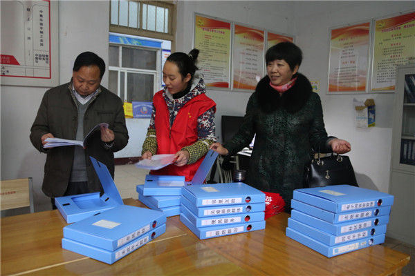 市院黨組書記、檢察長吳文立到前北社區(qū).JPG