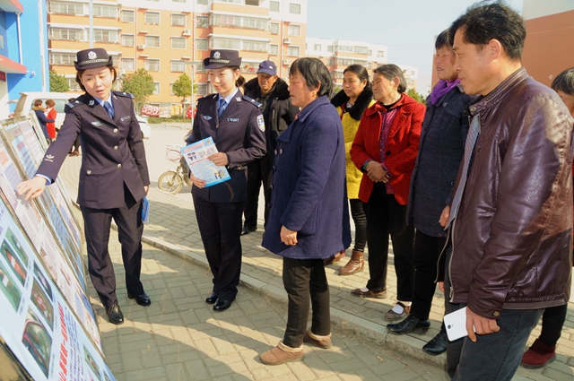 金橋派出所“禁毒課堂”進社區(qū)