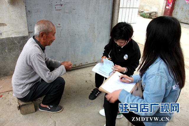 院派第一書(shū)記李星作入戶(hù)調(diào)查輔導(dǎo)8.JPG