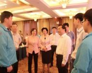 駐馬店廣視融媒新聞客戶端上線啟動儀式結(jié)束后，駐馬店市委常委,宣傳部長戚存杰，駐馬店市政府副市長馮玉梅等領(lǐng)導(dǎo)同志親切接見廣視融媒新聞客戶端部分工作人員，對新聞客戶端工作人員的工作給予充分肯定，并對今后的工作寄于厚望！