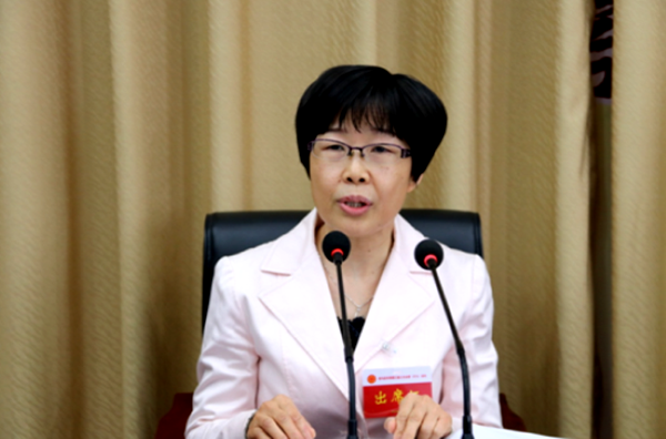 全國人大代表蔣毓勤在市僑聯(lián)全委（擴(kuò)大）會(huì)上傳達(dá)全國兩會(huì)精神