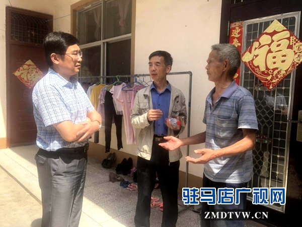 市工商局到劉樓社區(qū)開展“三夏”幫扶慰問(wèn)活動(dòng)