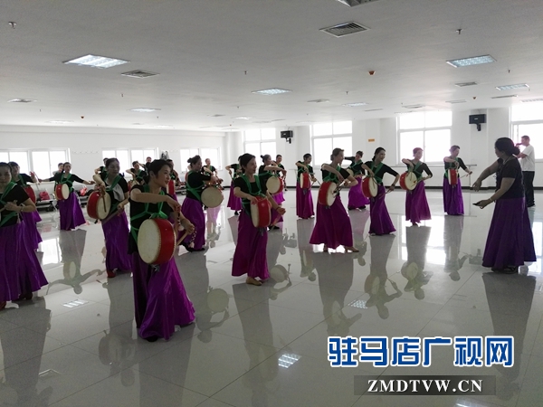 駐馬店市積極備戰(zhàn)省離退休干部紀(jì)念改革開(kāi)放40周年文藝匯演大賽