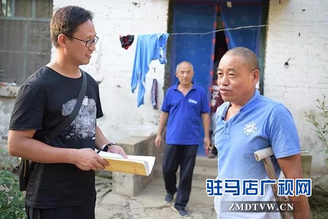 上蔡第一書記李紅杰義務代課一年多