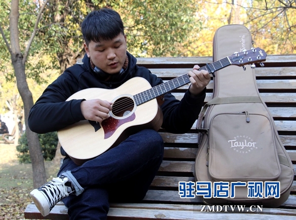 黃淮學院大二學子原創(chuàng)音樂播放量破千萬 拒絕出道撈金