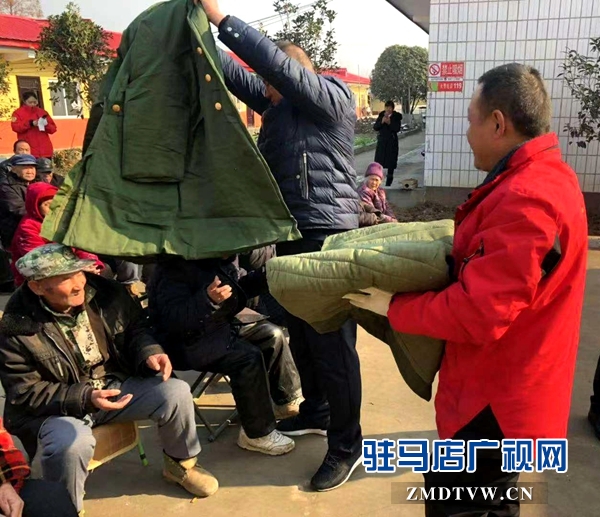 愛心企業(yè)捐助敬老院 傳遞溫暖回報社會