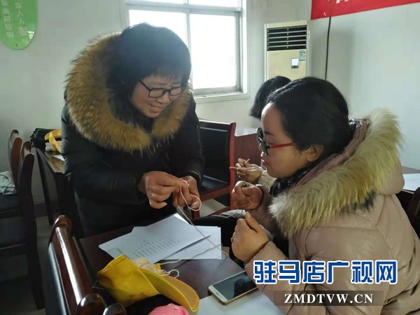 確山縣三里河街道舉辦精準(zhǔn)扶貧培訓(xùn)班 