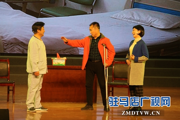 駐馬店市殘聯(lián)舉行改革開放40年暨殘聯(lián)成立30年慶?；顒? width=