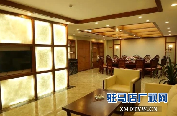 到天盛酒店過大年，游泳館門票、古裝全家福免費送啦！