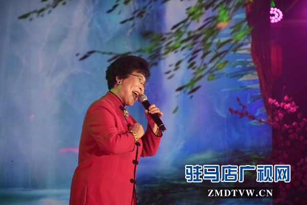 正陽縣舉辦“粒?；ㄉ?，濃濃故鄉(xiāng)情”主題元宵節(jié)晚會(huì)