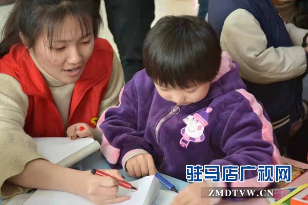 共青團(tuán)驛城區(qū)委開展志愿服務(wù)活動