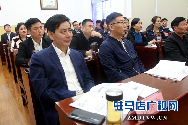 駐馬店經(jīng)濟開發(fā)區(qū)企業(yè)經(jīng)營管理人才培訓(xùn)班在深圳大學(xué)開班