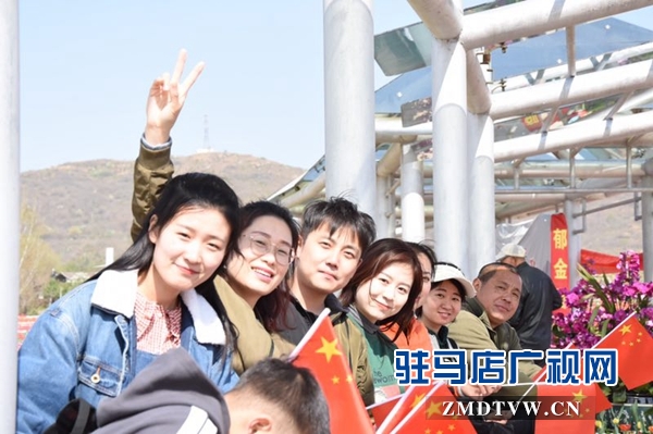 FM102.4陽光調(diào)頻車友會   春風十里悅動嵖岈