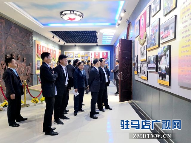 泌陽(yáng)縣郵政分公司開(kāi)展&ldquo;緬懷革命先烈弘揚(yáng)革命精神&rdquo;主題黨日活動(dòng)