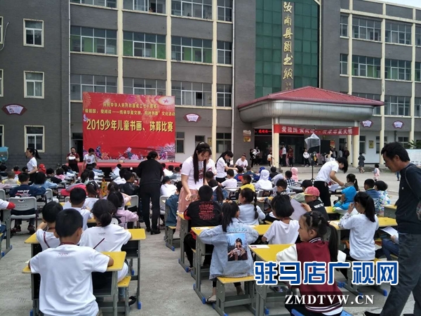汝南縣舉辦少年兒童書(shū)畫(huà)、珠算比賽