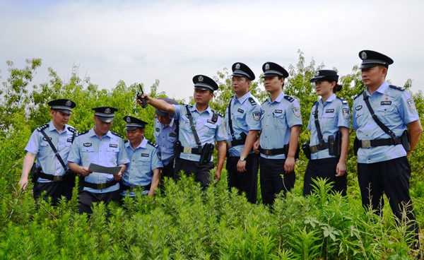 駐馬店市公安局東風(fēng)分局：鑄造一支讓人民滿意的公安“利劍”