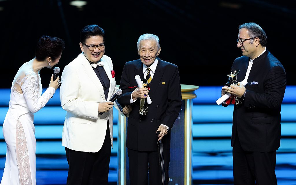 金爵獎(jiǎng)出爐！96歲常楓成上影節(jié)最年長(zhǎng)“最佳男主角” 