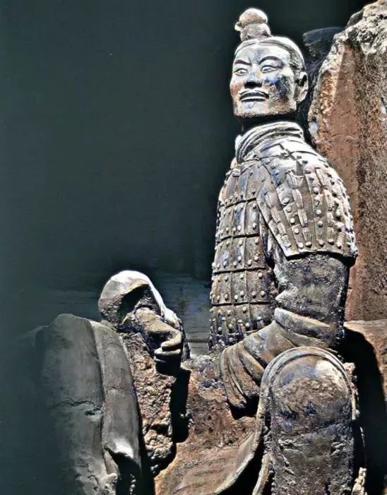 1974年的兵馬俑復(fù)活事件是真是假？兵馬俑真的是用活人燒出來的嗎 
