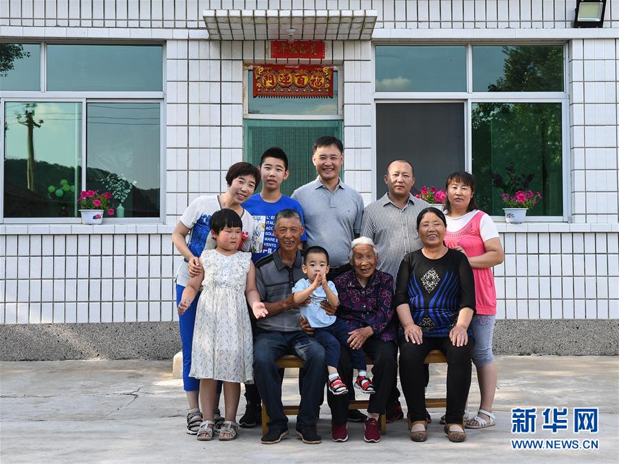 心系北疆 情滿草原——習近平總書記考察內蒙古回訪記
