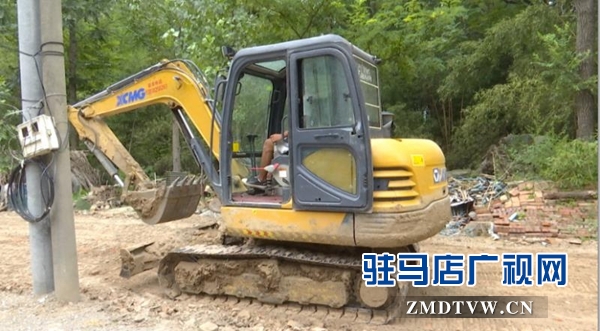 返鄉(xiāng)農(nóng)民張占立：出資50萬 回報鄉(xiāng)鄰 我愿意