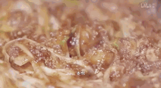 B站9.2分神作歸來，《人生一串》第二季：用最狂野的鏡頭，記錄最真實(shí)的人間百態(tài) 