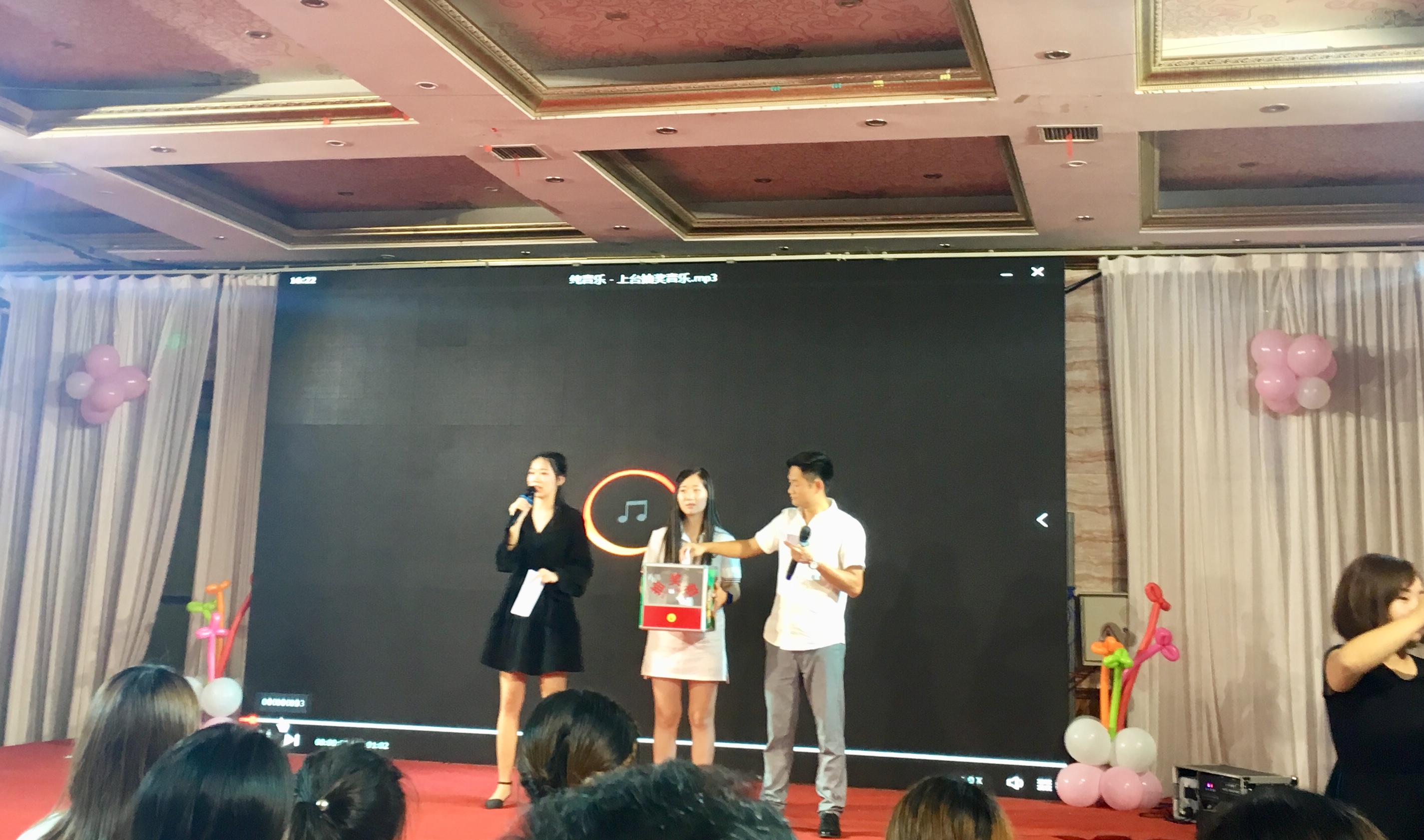 “不忘初心，方得始終”暨本心潤東國際藝術(shù)學(xué)校第一屆匯報演出精彩綻放
