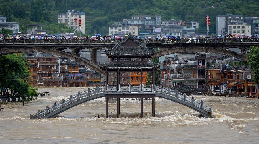 臺風侵襲臨海古城：當古建筑遭遇洪水猛獸，我們該如何應對？ 