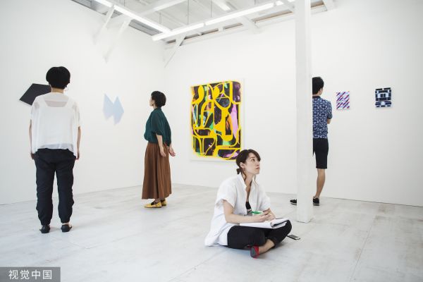 俄媒：為什么中國年輕人越來越不愛發(fā)朋友圈了？