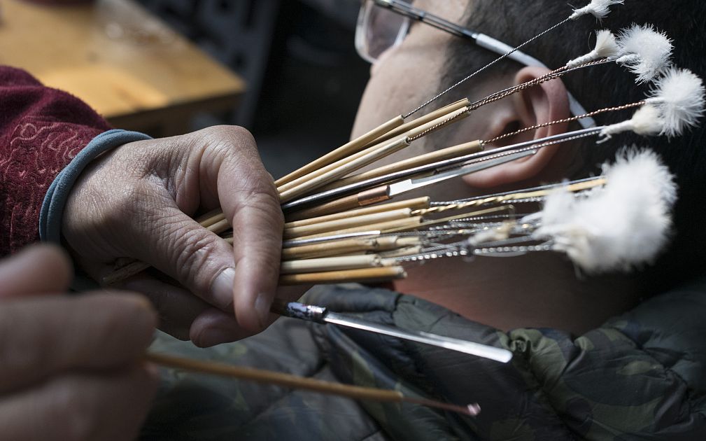 棉簽掏耳朵竟致癲癇，如何正確清理你知道嗎？