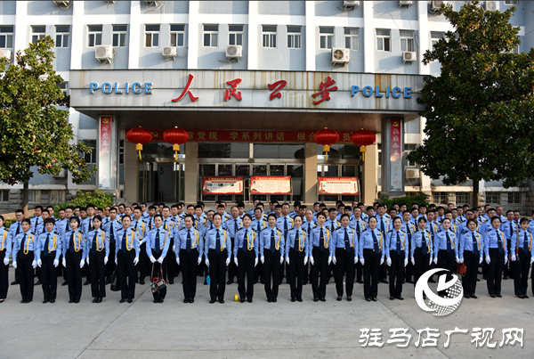 平輿縣公安民警在新中國(guó)成立70周年歌詠比賽中獲得銅獎(jiǎng)