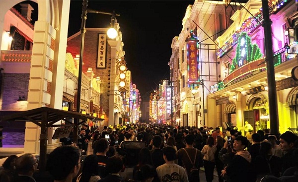 快來看！胡葆森領(lǐng)銜主演，中原最知名地產(chǎn)大咖聯(lián)袂出鏡！