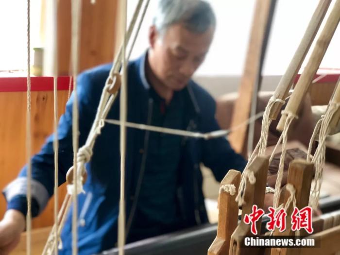 西漢人有多精致？輕薄透視裝、保健防蚊枕了解一下