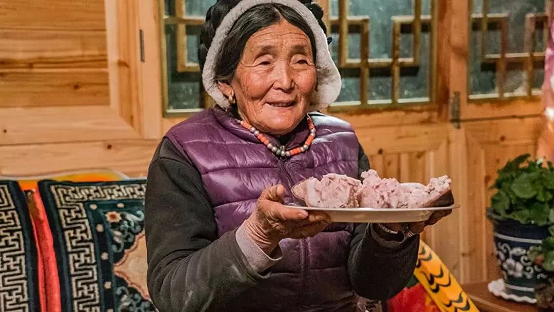 家鄉(xiāng)的美食，你多久沒(méi)吃過(guò)了？你愛(ài)吃什么，奶奶最懂得 