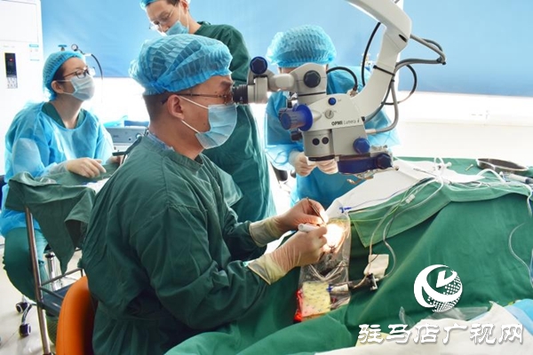 新技術(shù)！駐馬店市首例人工玻璃體球囊在駐馬店眼科醫(yī)院成功手術(shù)！