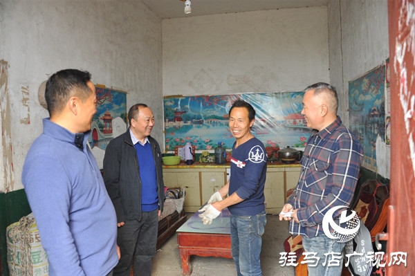  中原銀行駐馬店分行赴上蔡開展&ldquo;解民憂、紓民困、暖民心&rdquo;愛心扶貧活動(dòng)