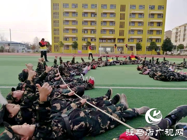 天中義工聯(lián)合會(huì)到泌陽(yáng)縣開展農(nóng)村留守兒童拓展訓(xùn)練活動(dòng)