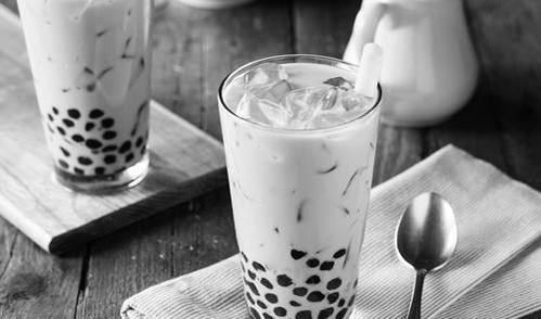 含奶精和咖啡因，孕婦和兒童慎飲奶茶