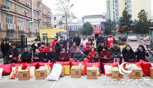 荷晴社會(huì)工作服務(wù)中心聯(lián)合愛(ài)心企業(yè)開(kāi)展“扶殘助困 冬日送暖”公益活動(dòng)