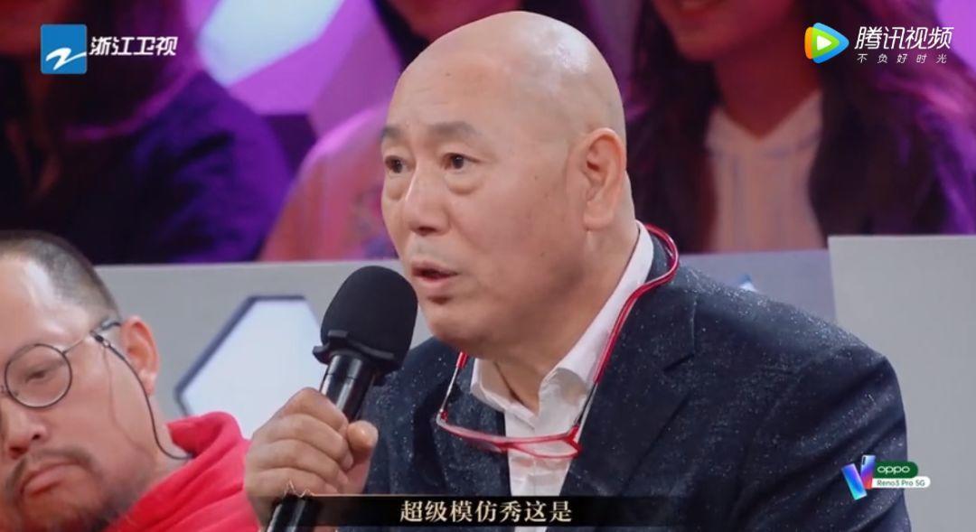 懟大導(dǎo)演、批評(píng)名演員，太不體面！但他是一個(gè)講真話的孤獨(dú)者 