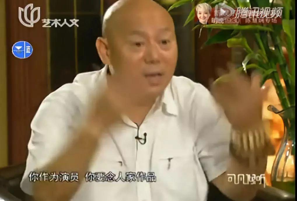 懟大導(dǎo)演、批評(píng)名演員，太不體面！但他是一個(gè)講真話的孤獨(dú)者 