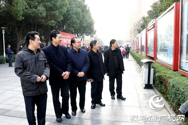 &ldquo;農(nóng)民工&middot;追夢人&rdquo;馬學文攝影藝術展在光影藝術長廊開展