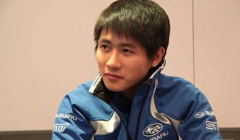 韓寒：曾是暢銷書作家，也是冠軍賽車手，他憑什么成34億票房導(dǎo)演 