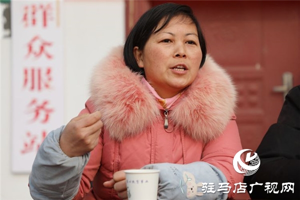 駐馬店市企業(yè)家協(xié)會(huì)攜手京都實(shí)業(yè)深入沙河店崔樓村舉行2020年新春慰問捐贈(zèng)活動(dòng)