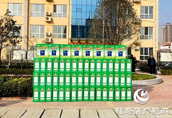 西平農(nóng)民向一線抗疫人員捐贈(zèng)7.2萬(wàn)斤愛(ài)心蔬菜……